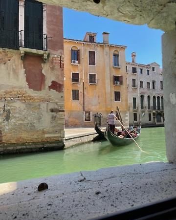 San Marco Apartment With Canal View Βενετία Εξωτερικό φωτογραφία