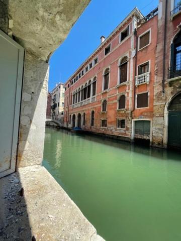 San Marco Apartment With Canal View Βενετία Εξωτερικό φωτογραφία