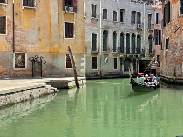 San Marco Apartment With Canal View Βενετία Εξωτερικό φωτογραφία